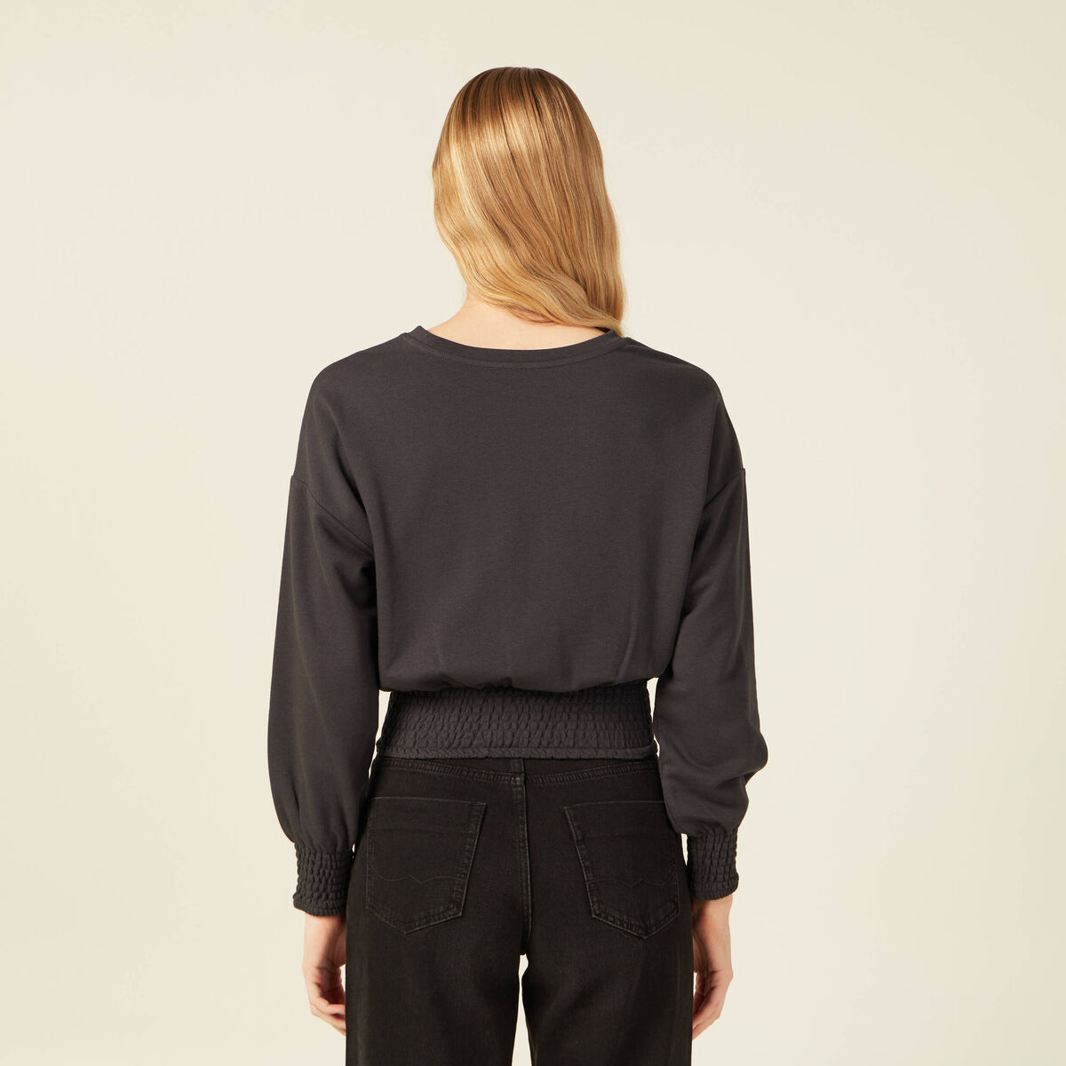 Sweat manches longues smocké gris foncé femme