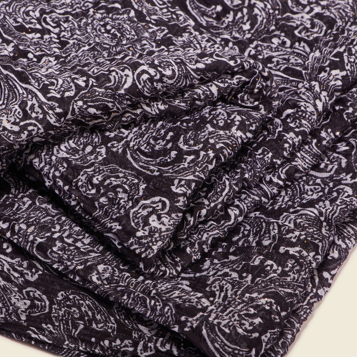Foulard noir femme