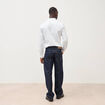 Chemise cintr&eacute;e en coton manches longues bleu homme