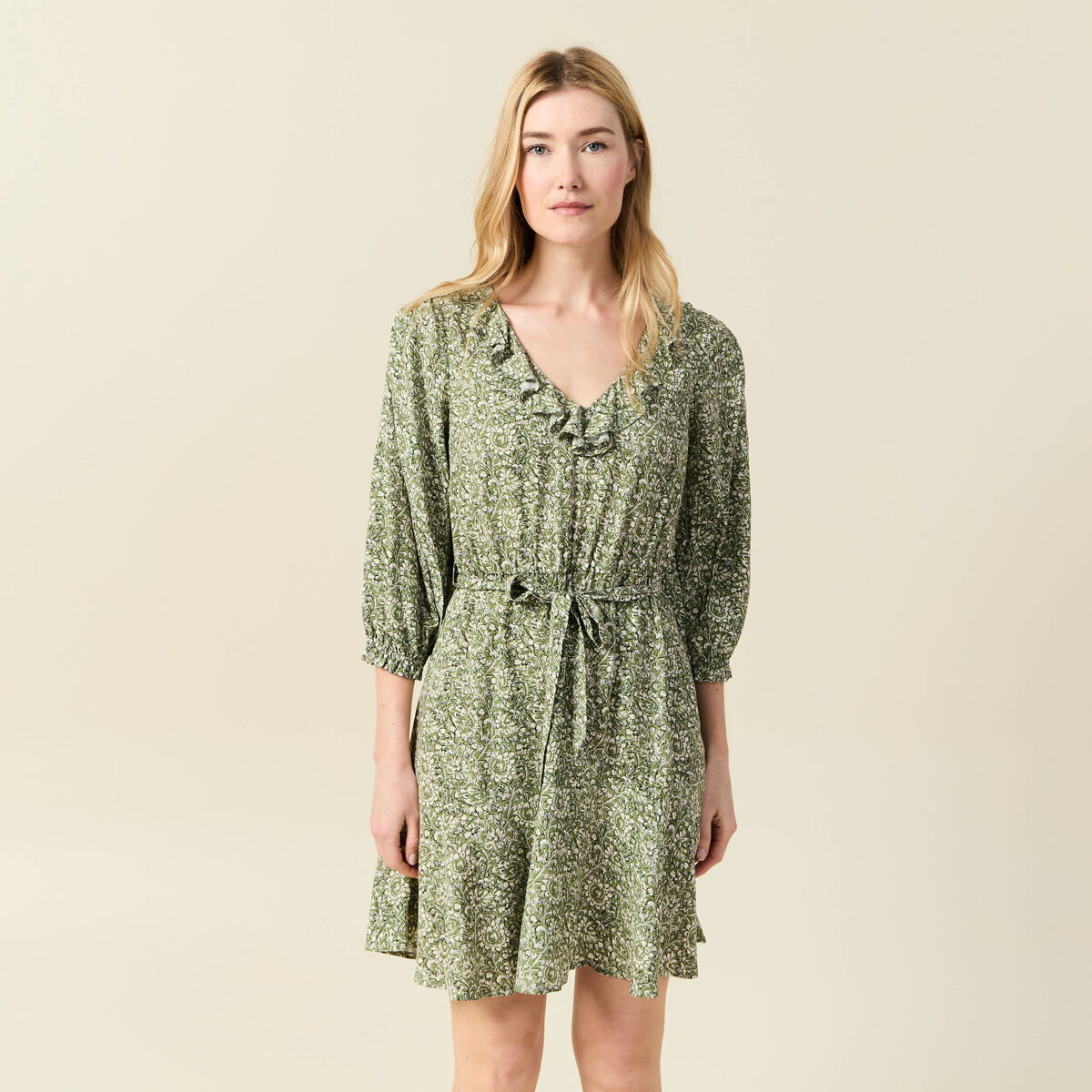 Robe évasée ceinturée vert kaki femme