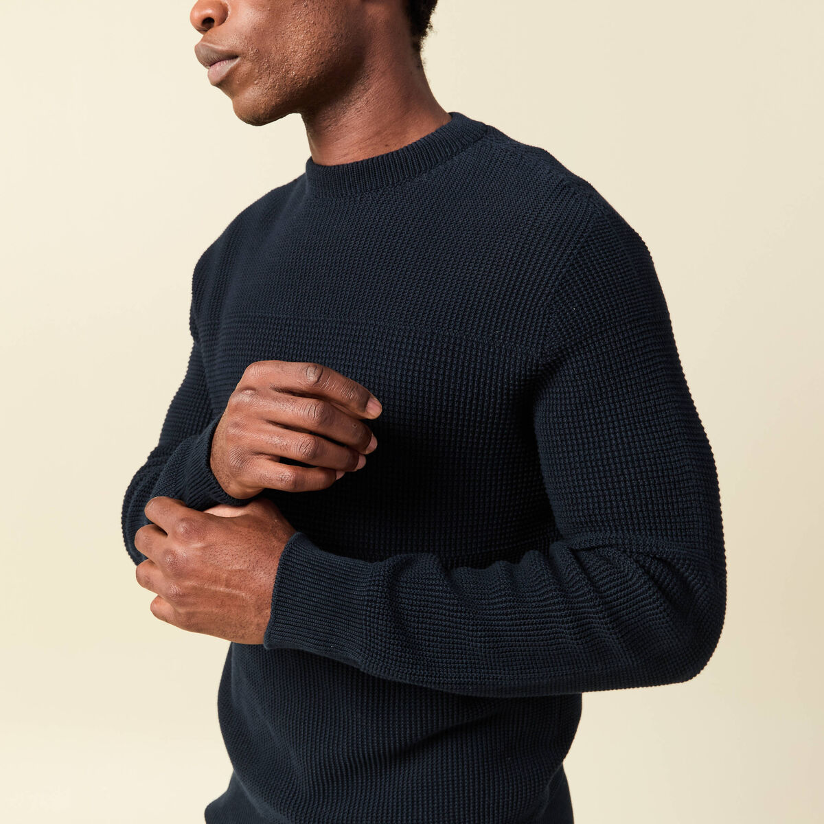 Pull col rond manches longues en coton bleu marine homme