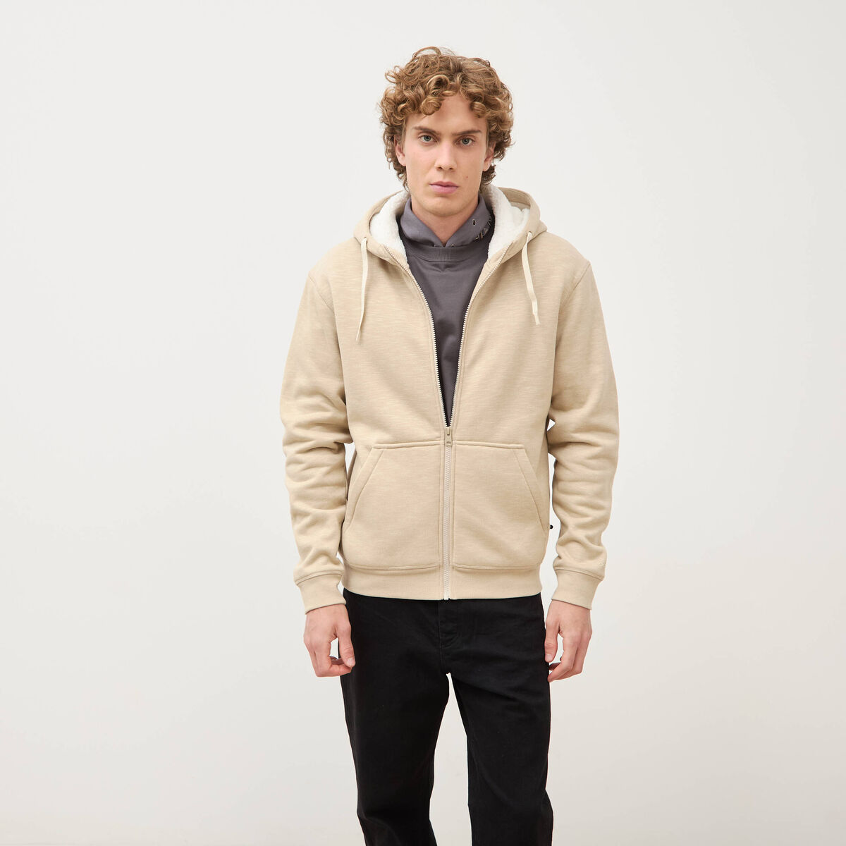 Sweat manches longues zipp&eacute; beige homme
