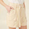 Short cargo fluide ceinturé creme femme