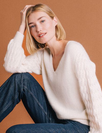 Pull ajour&eacute; col V manches longues ecru femme
