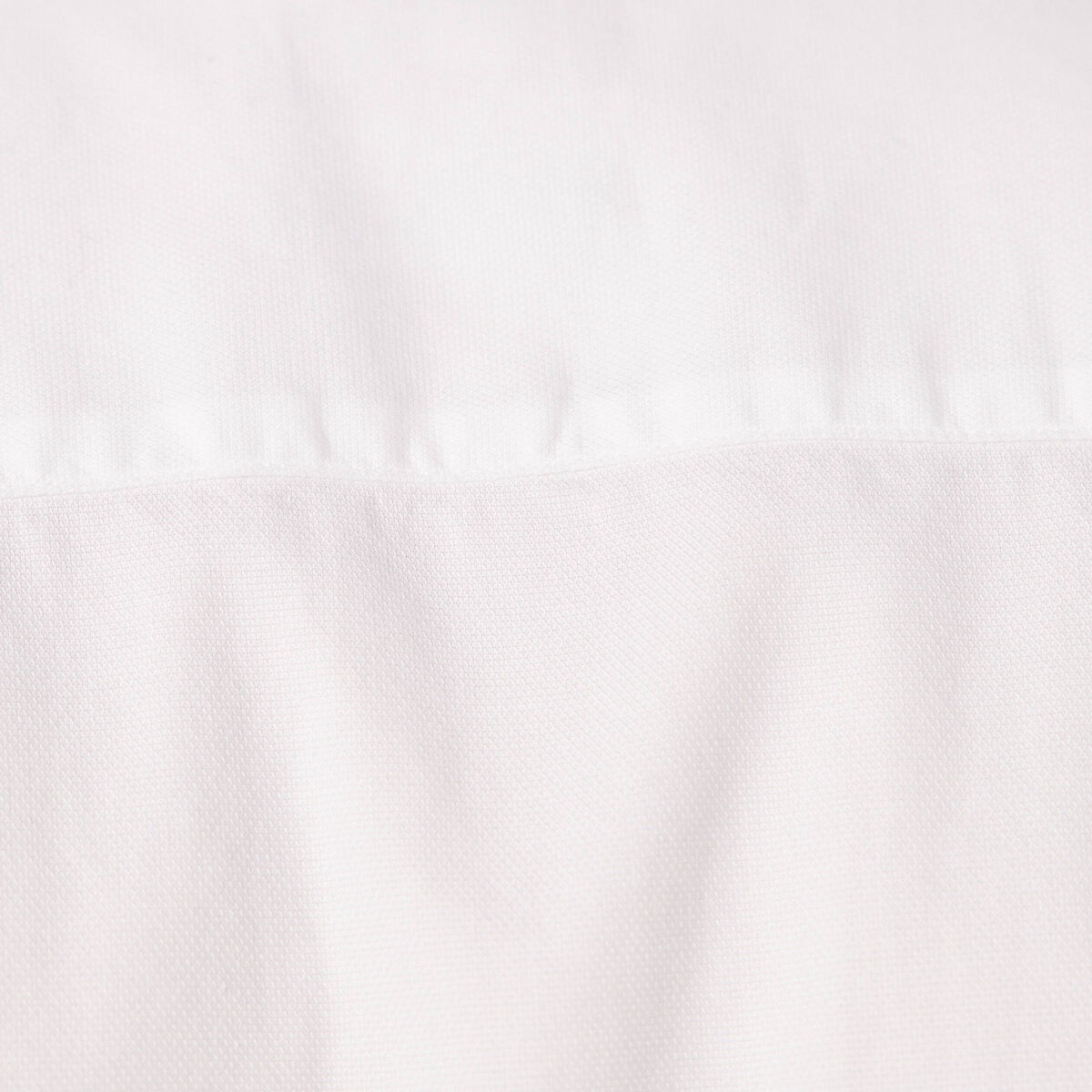 Col cintr&eacute; en coton manches longues blanc homme
