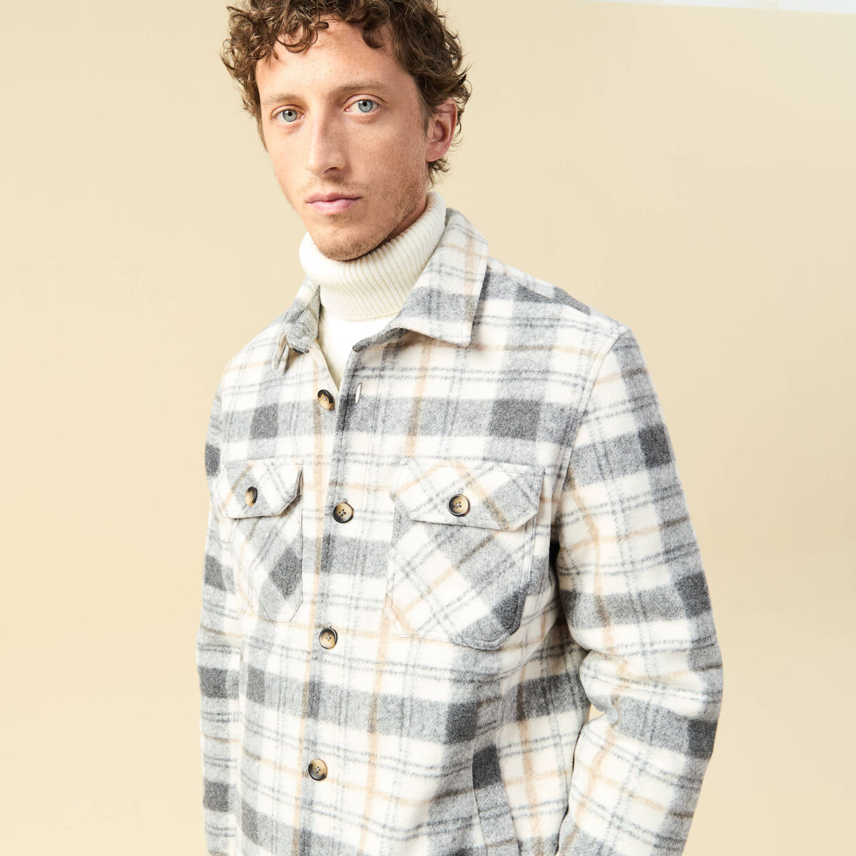 Surchemise oversize courte doubl&eacute;e gris homme