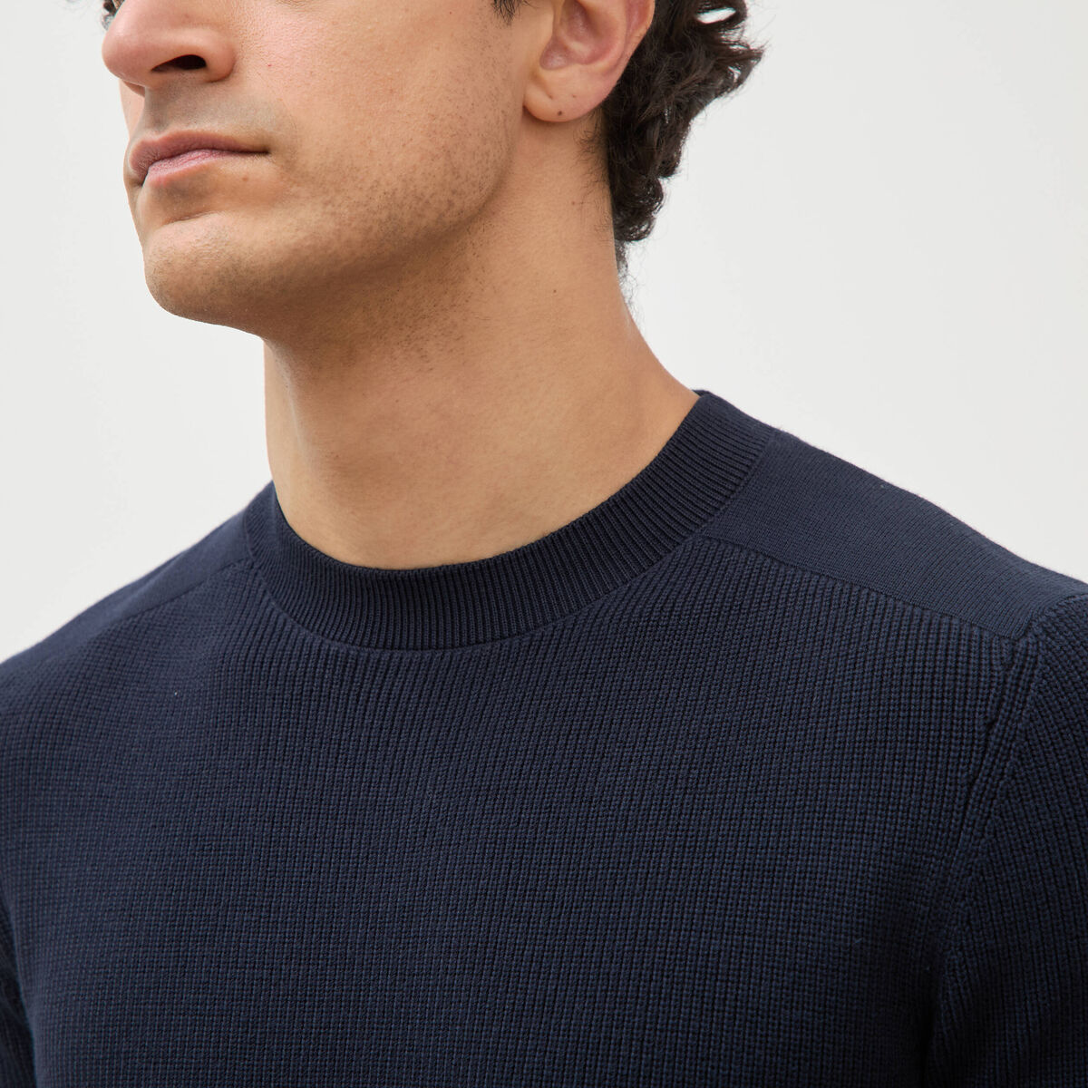 Pull manches longues col rond bleu marine homme