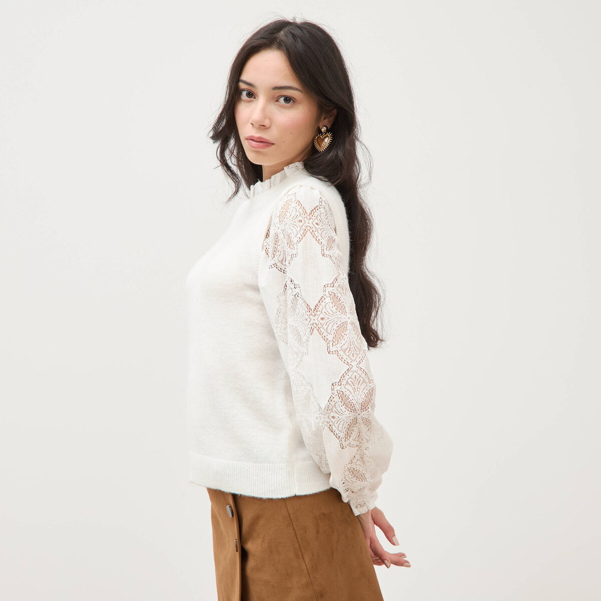 Pull droit col montant manches longues ecru femme