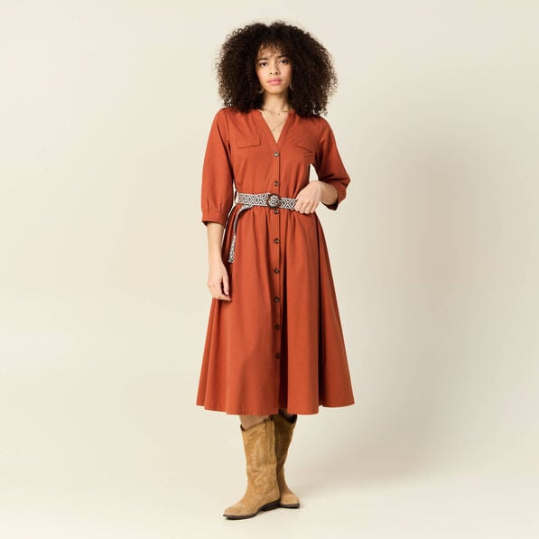 robe midi evasee ceinturee marron cognac femme Robe midi évasée ceinturée marron cognac femme
