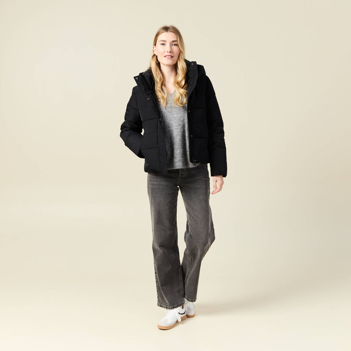 Pull manches longues col en V gris clair femme
