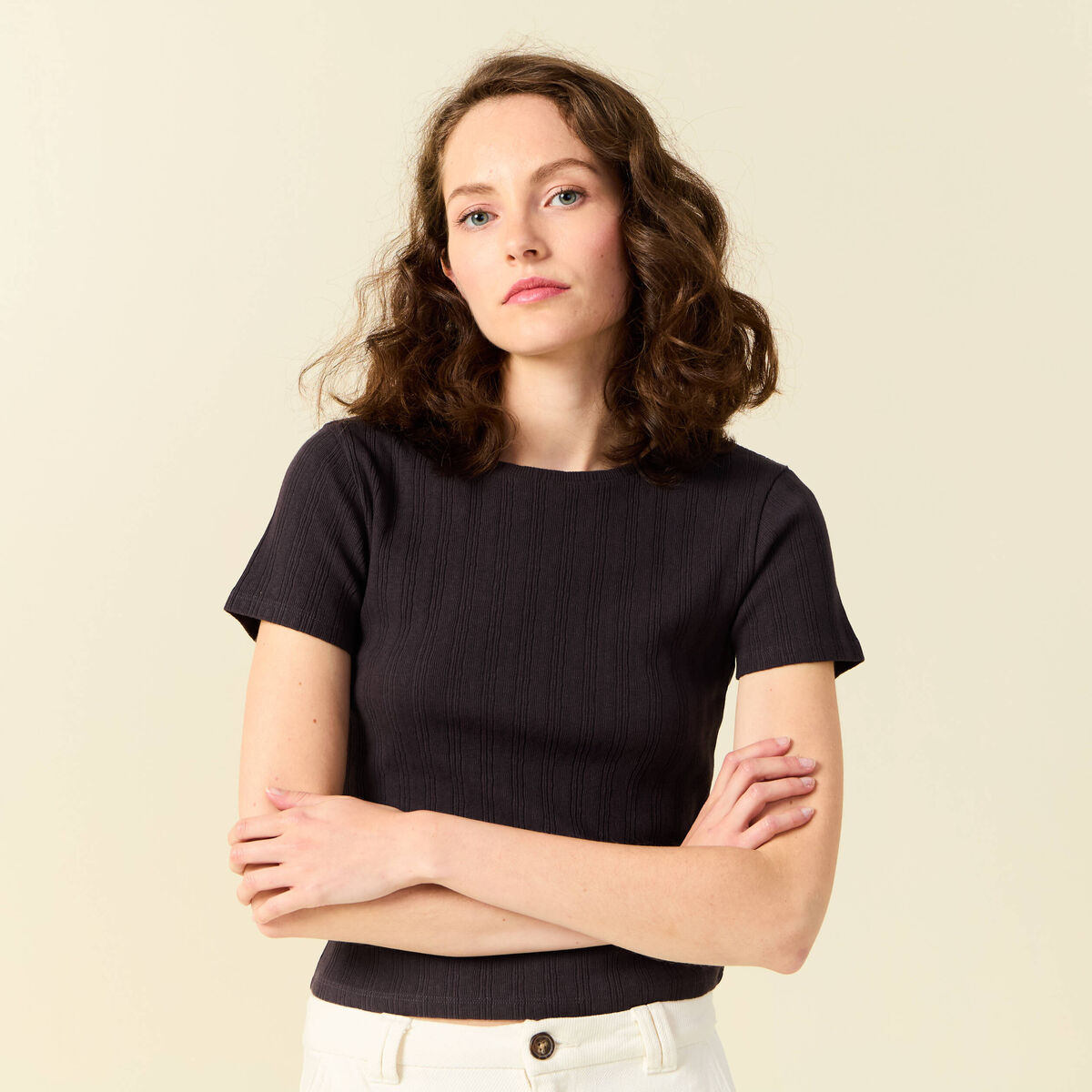 T-shirt manches courtes gris foncé femme
