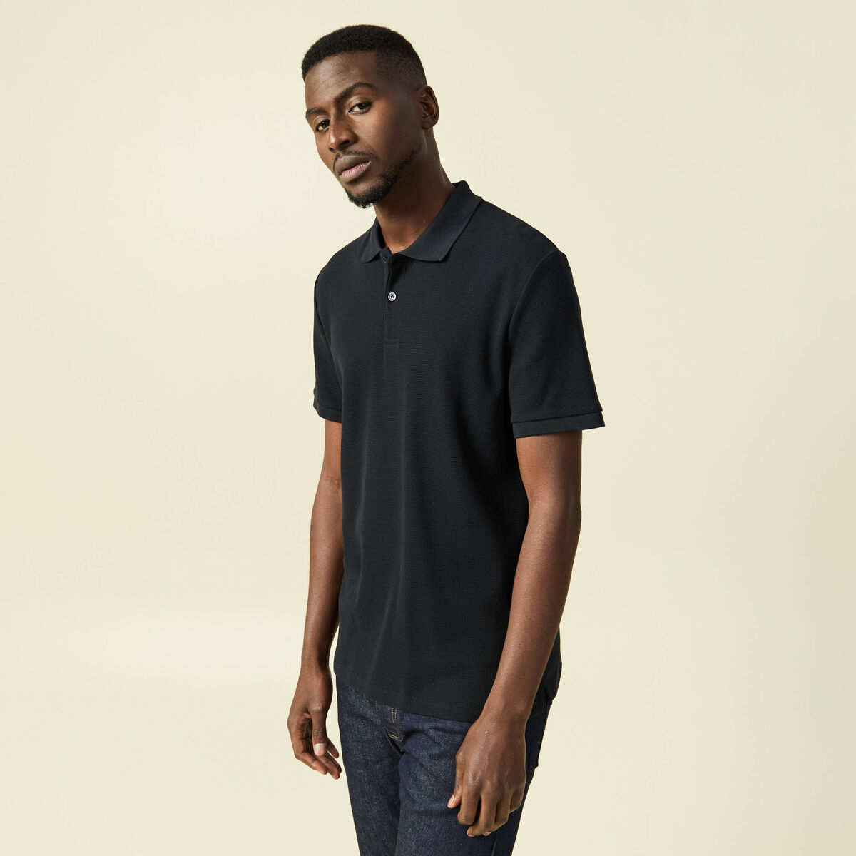 Polo col polo manches courtes en coton noir homme