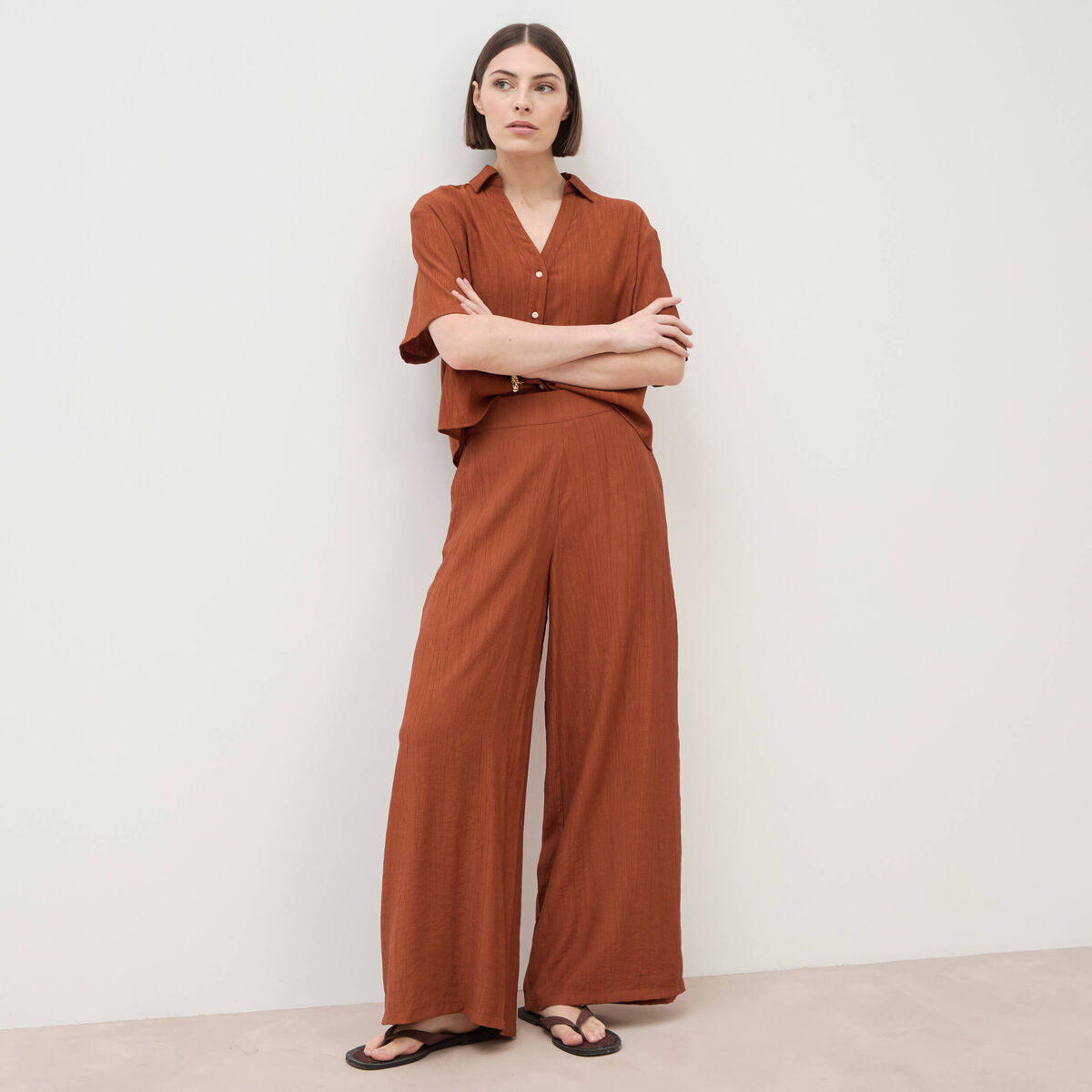 Pantalon large taille haute fluide marron femme