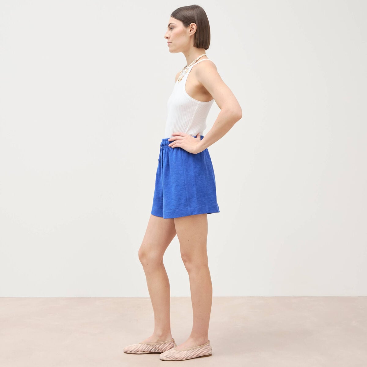 Short taille haute en maille ray&eacute;e bleu electrique femme