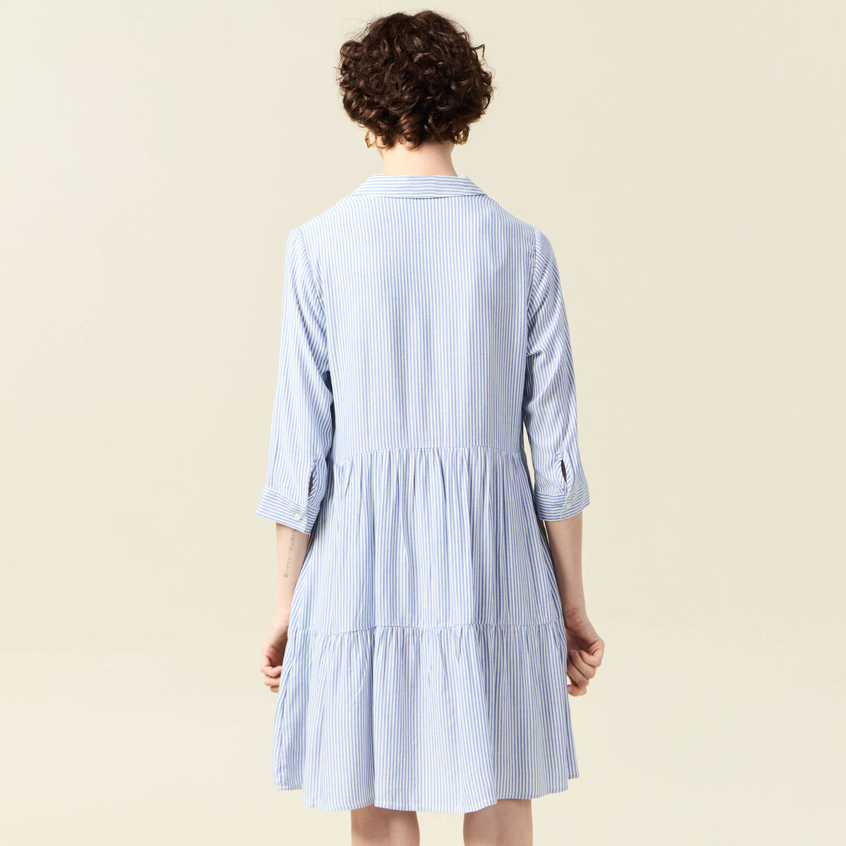 Robe patineuse boutonnée ecru femme