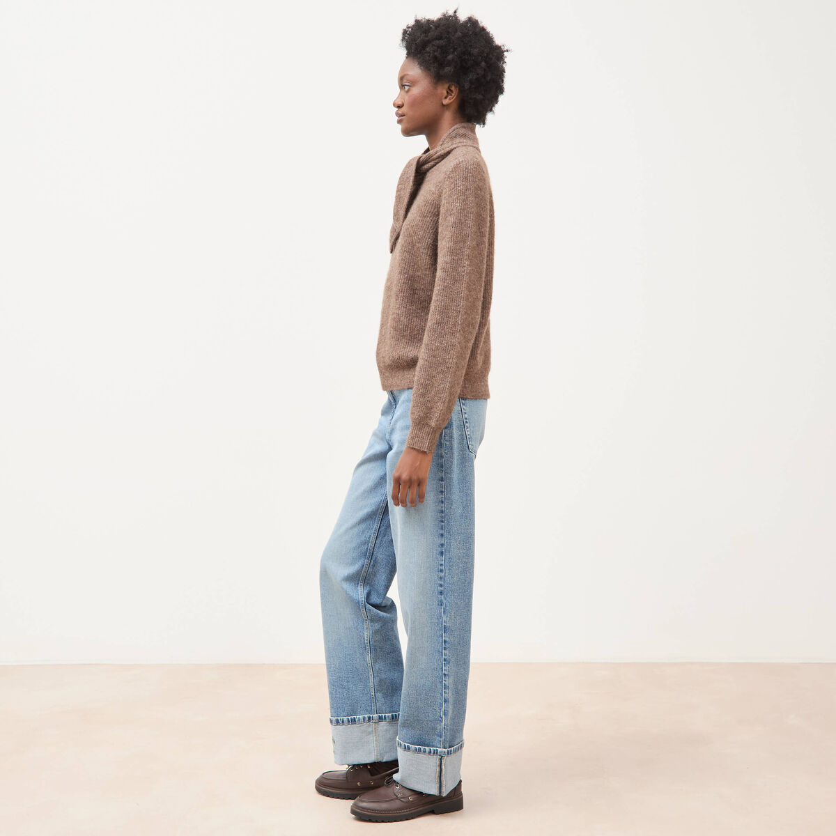 Pull droit col montant manches longues marron femme