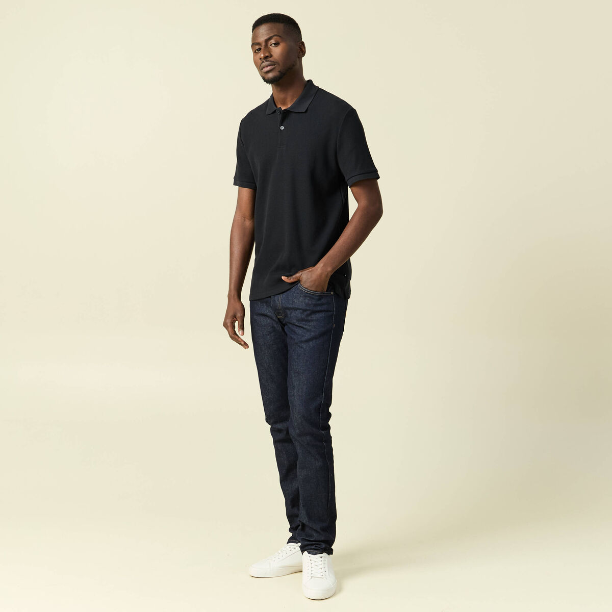 Polo col polo manches courtes en coton noir homme