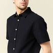 Chemise manches courtes noir homme