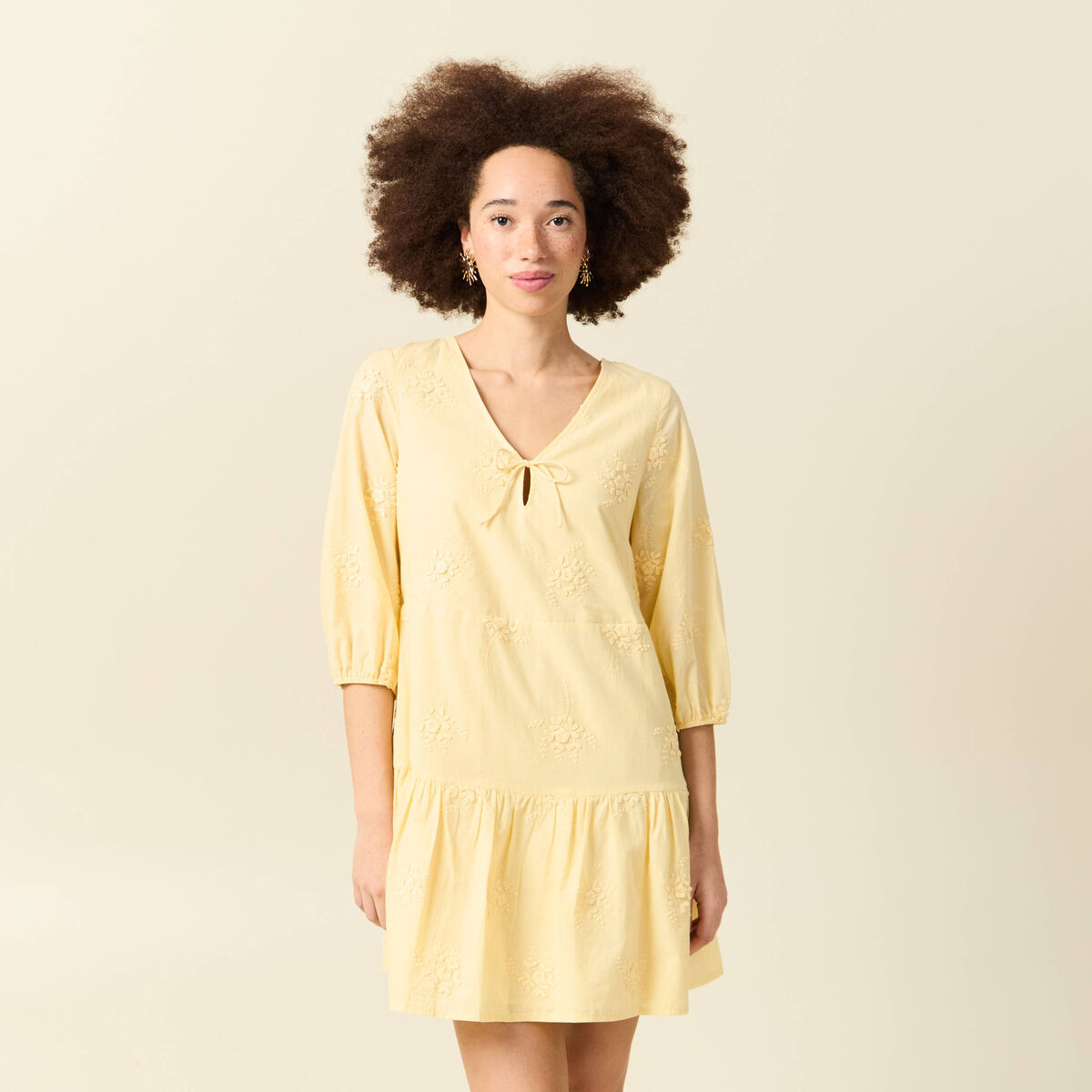 Robe col v manches 3/4 en coton jaune clair femme