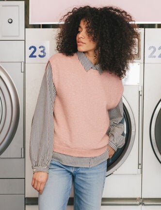 Pull droit court sans manches col rond rose pastel femme