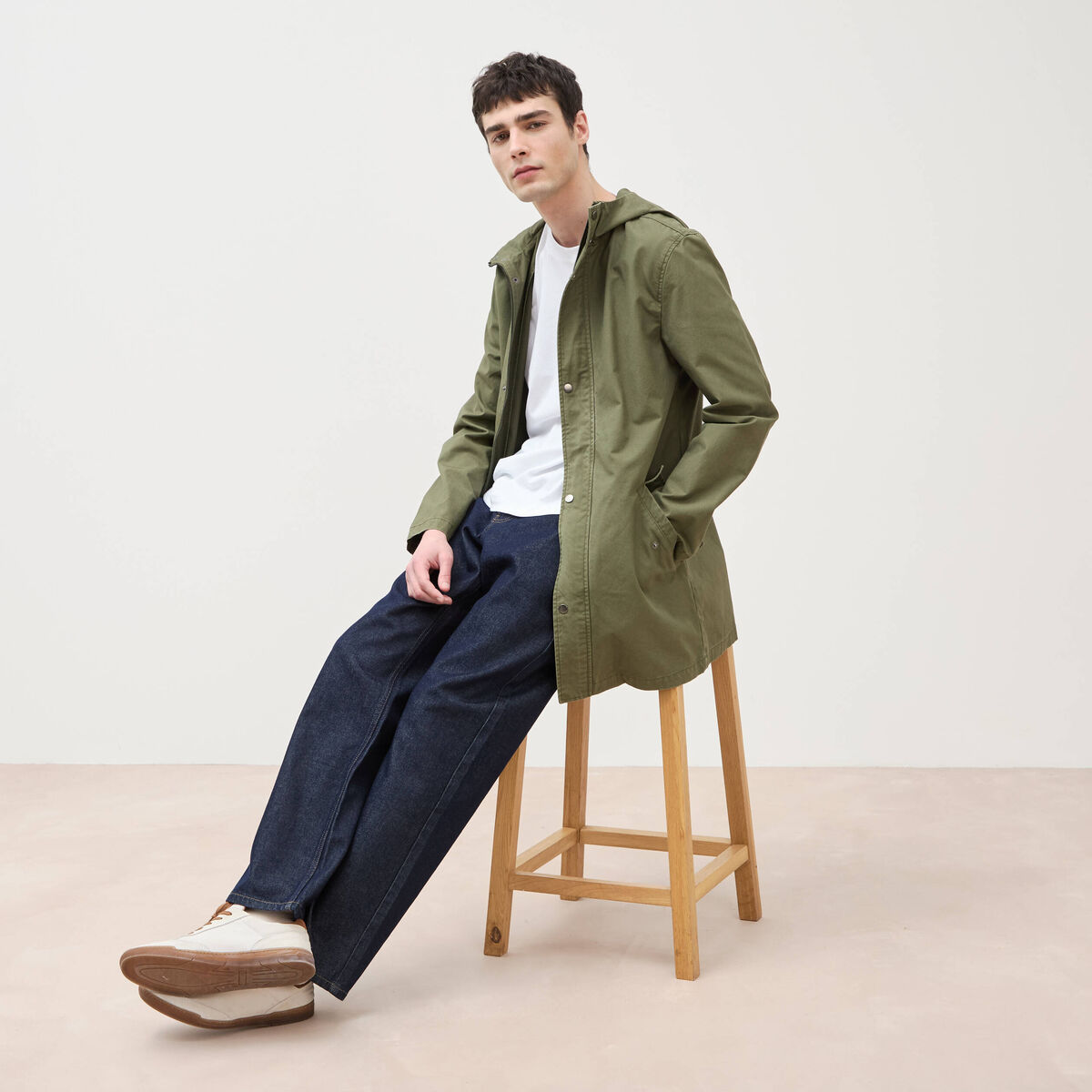 Parka droite mi-longue &agrave; capuche vert kaki homme