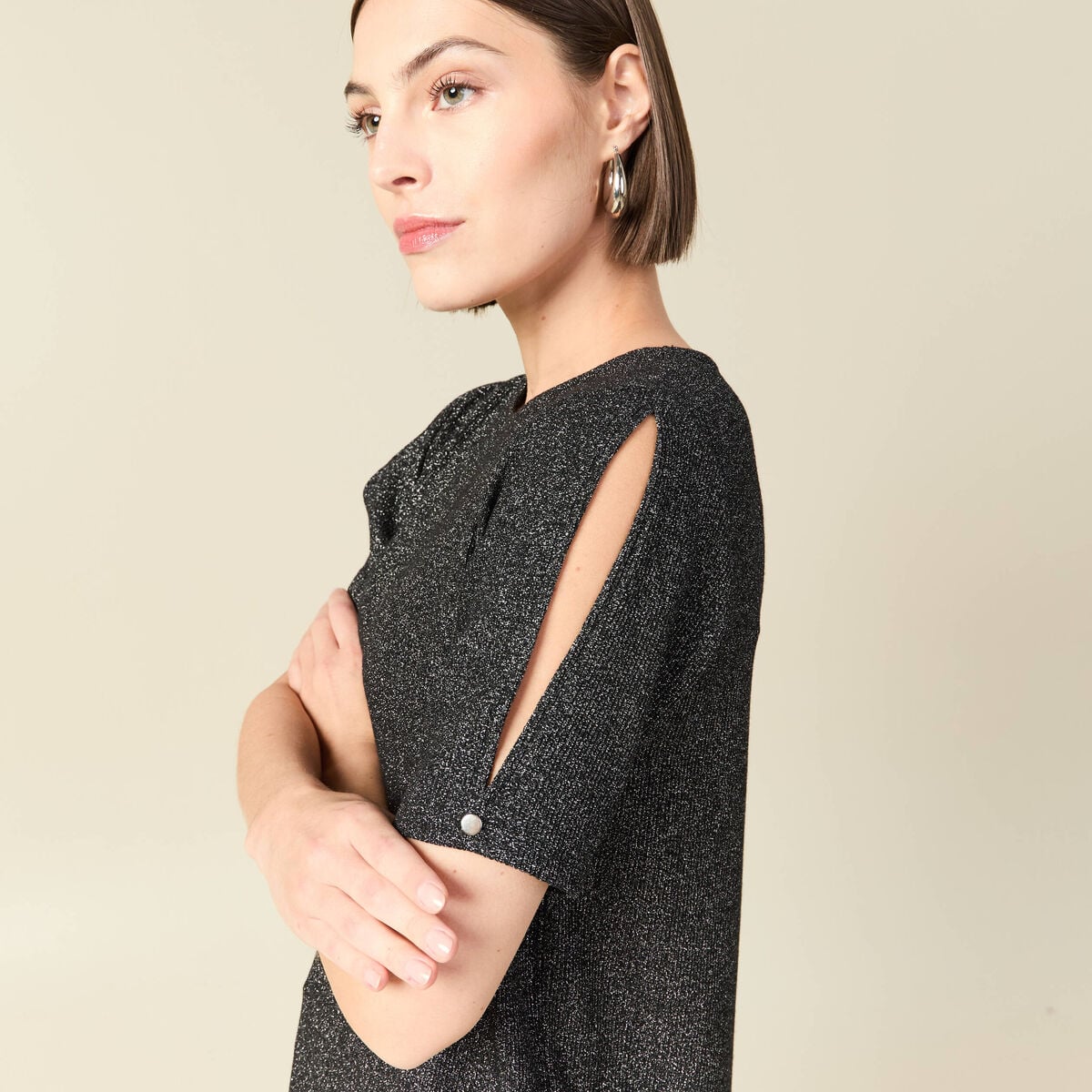 T-shirt manches courtes brillant noir femme