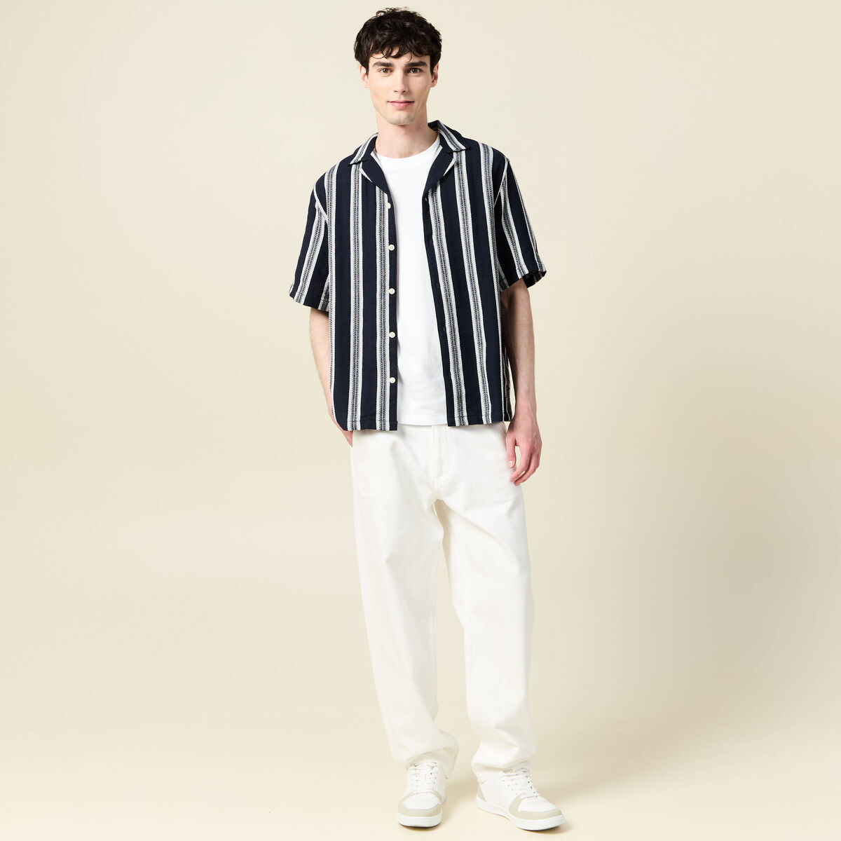 Chino droit longueur 32 en coton denim blanc homme