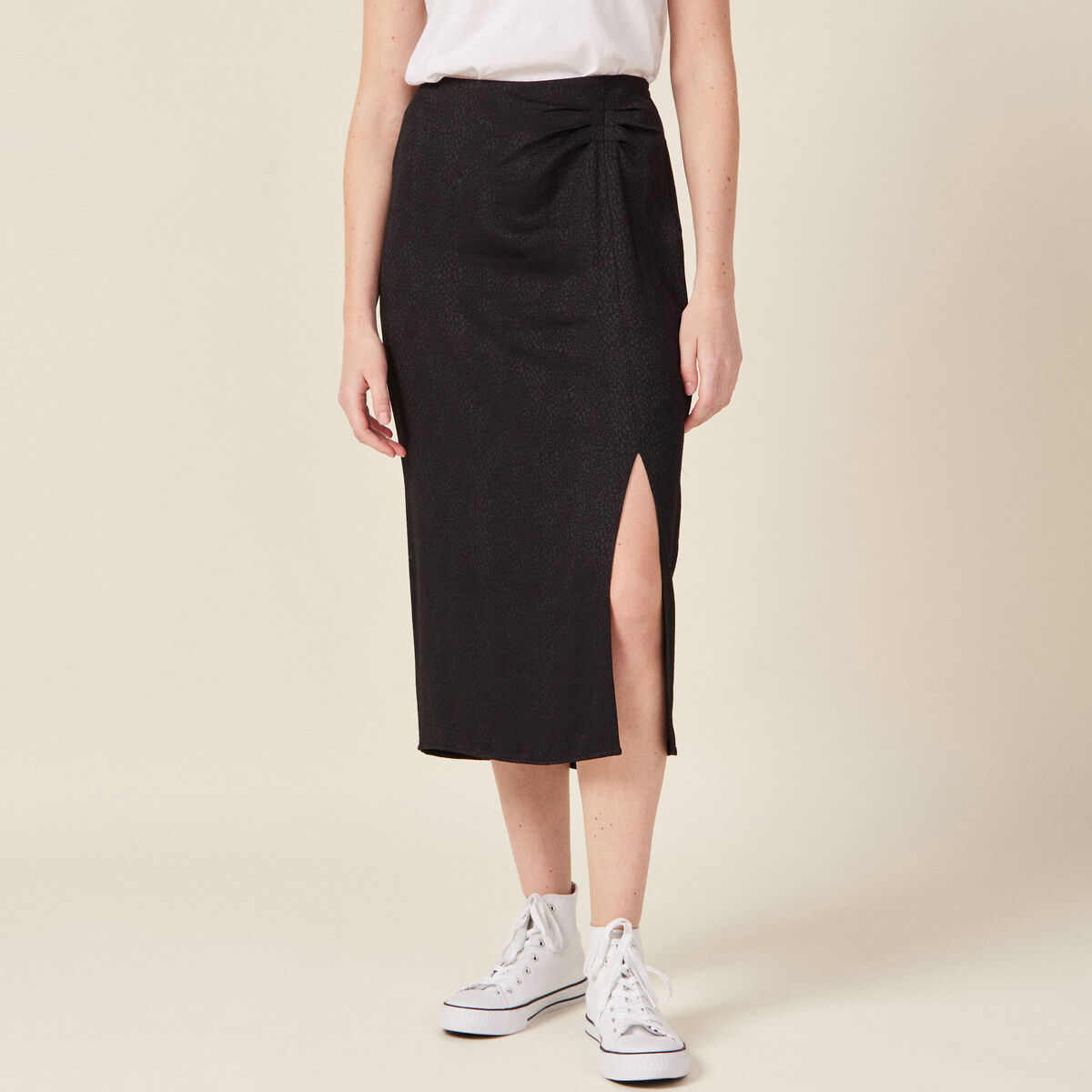 Jupe midi droite fendue satin noir femme