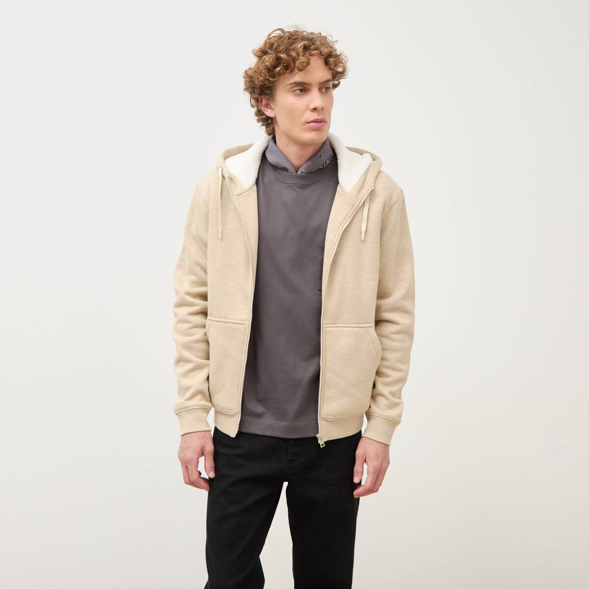 Sweat manches longues zipp&eacute; beige homme