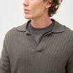 Pull manches longues vert fonc&eacute; homme