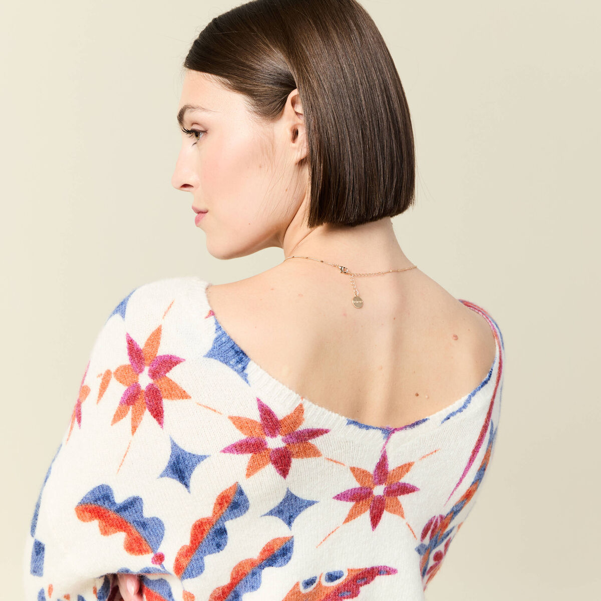 Pull manches longues col en V creme femme