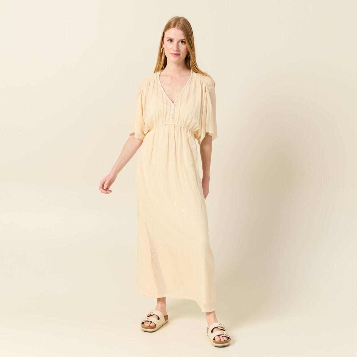 Robe longue empire col en V creme femme