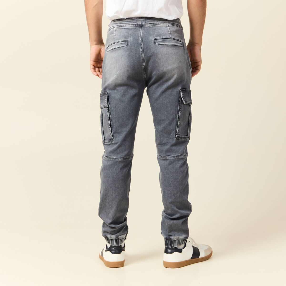 Jeans jogger battle denim gris homme