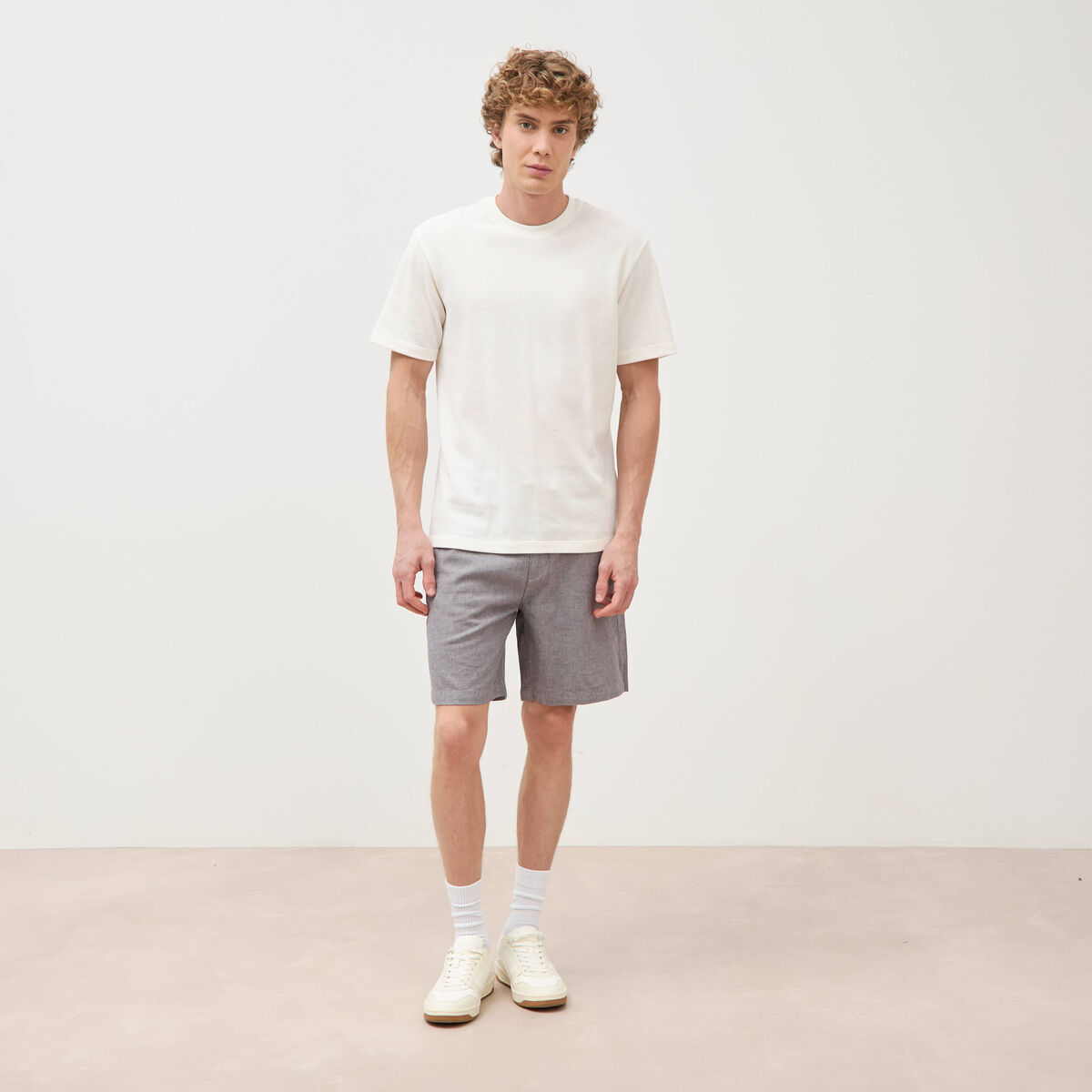 Bermuda gris fonc&eacute; homme