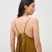 Robe bretelle satin&eacute;e col rond vert olive femme