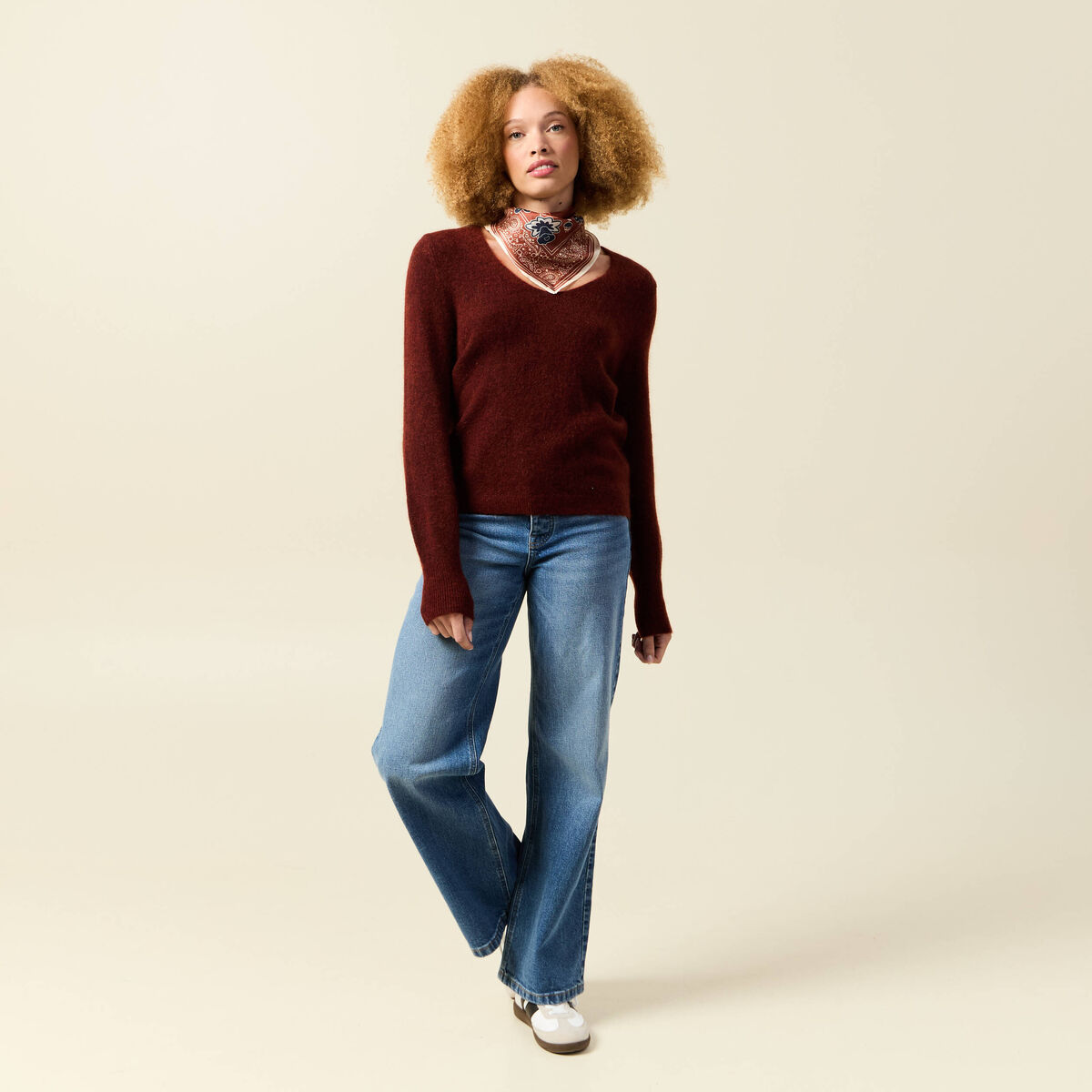 Pull col V manches longues orange fonc&eacute; femme
