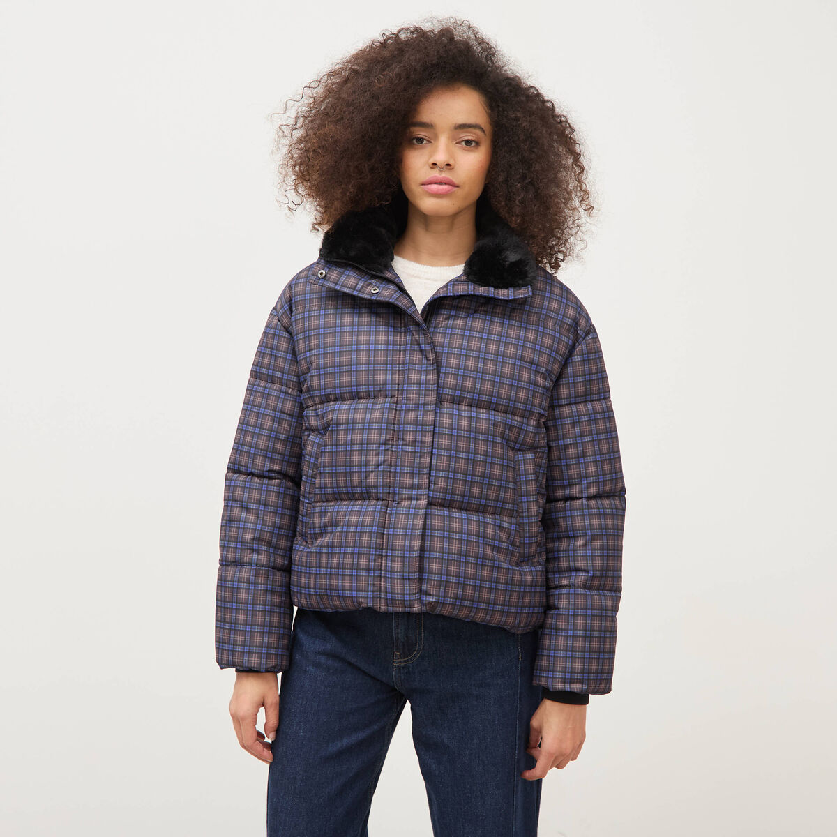 Doudoune droite courte col montant marron femme