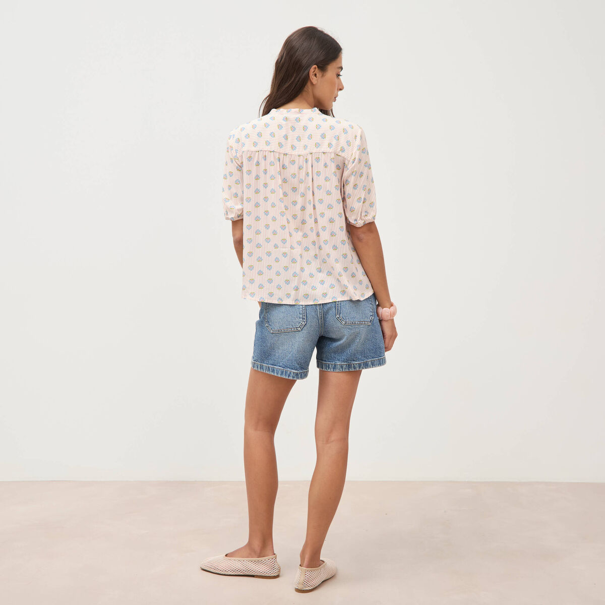Chemise droite col v manches courtes rose femme