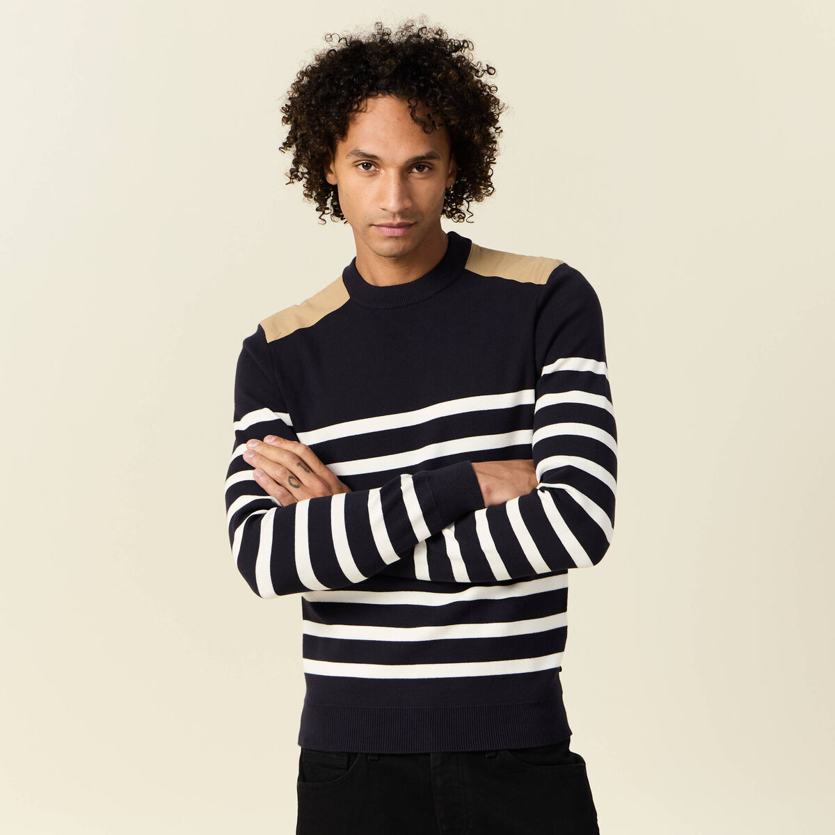 Pull manches longues bleu fonc&eacute; homme
