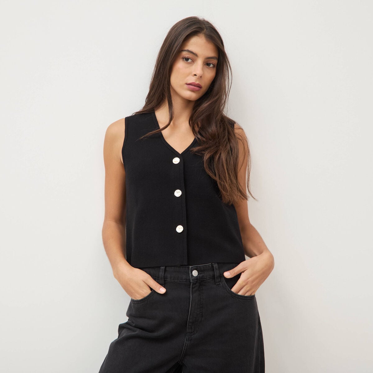 Gilet droit court sans manches col v noir femme