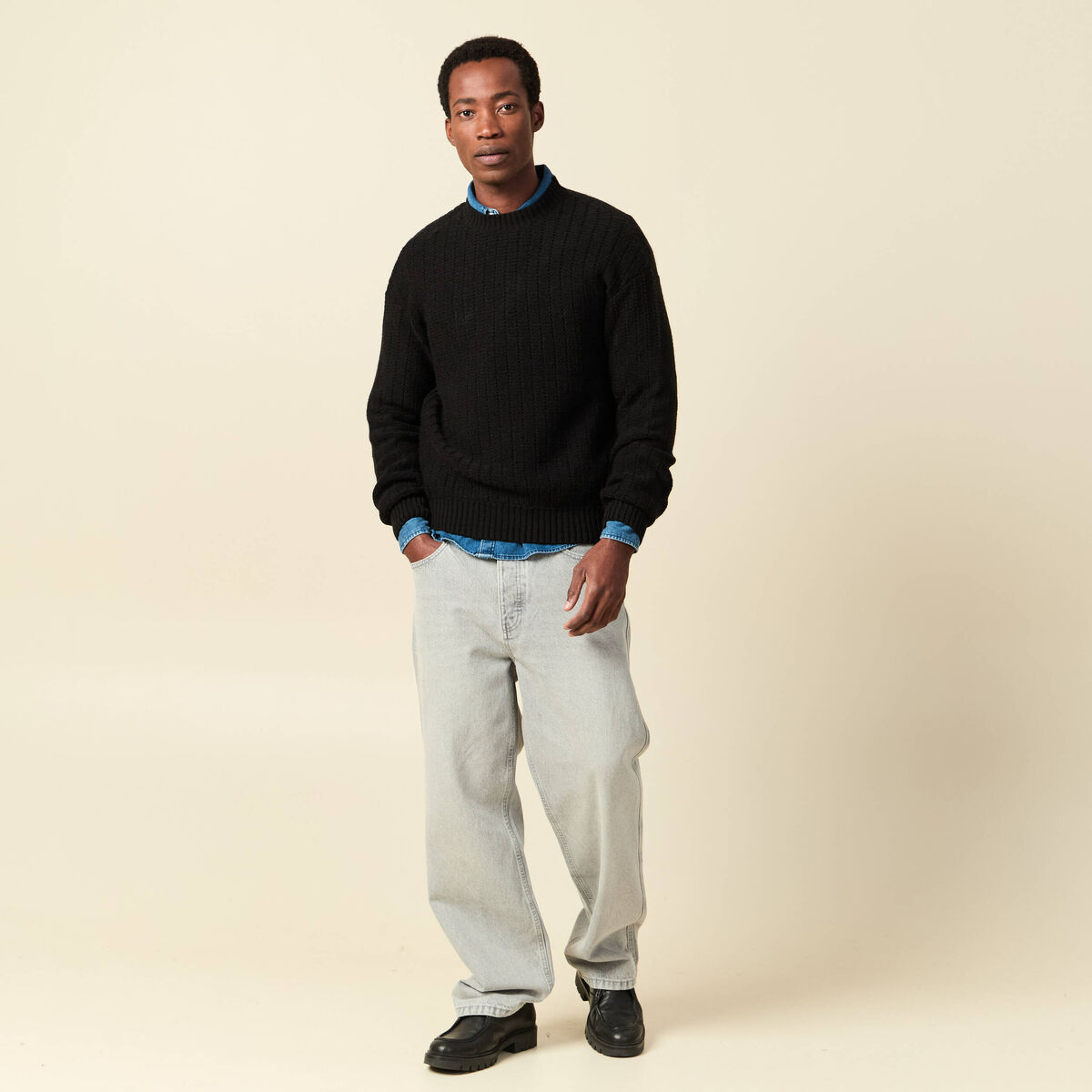 Pull manches longues col rond noir homme