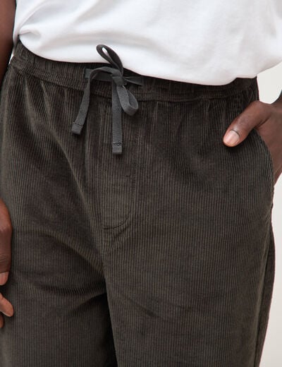 Pantalon large en velours vert kaki homme