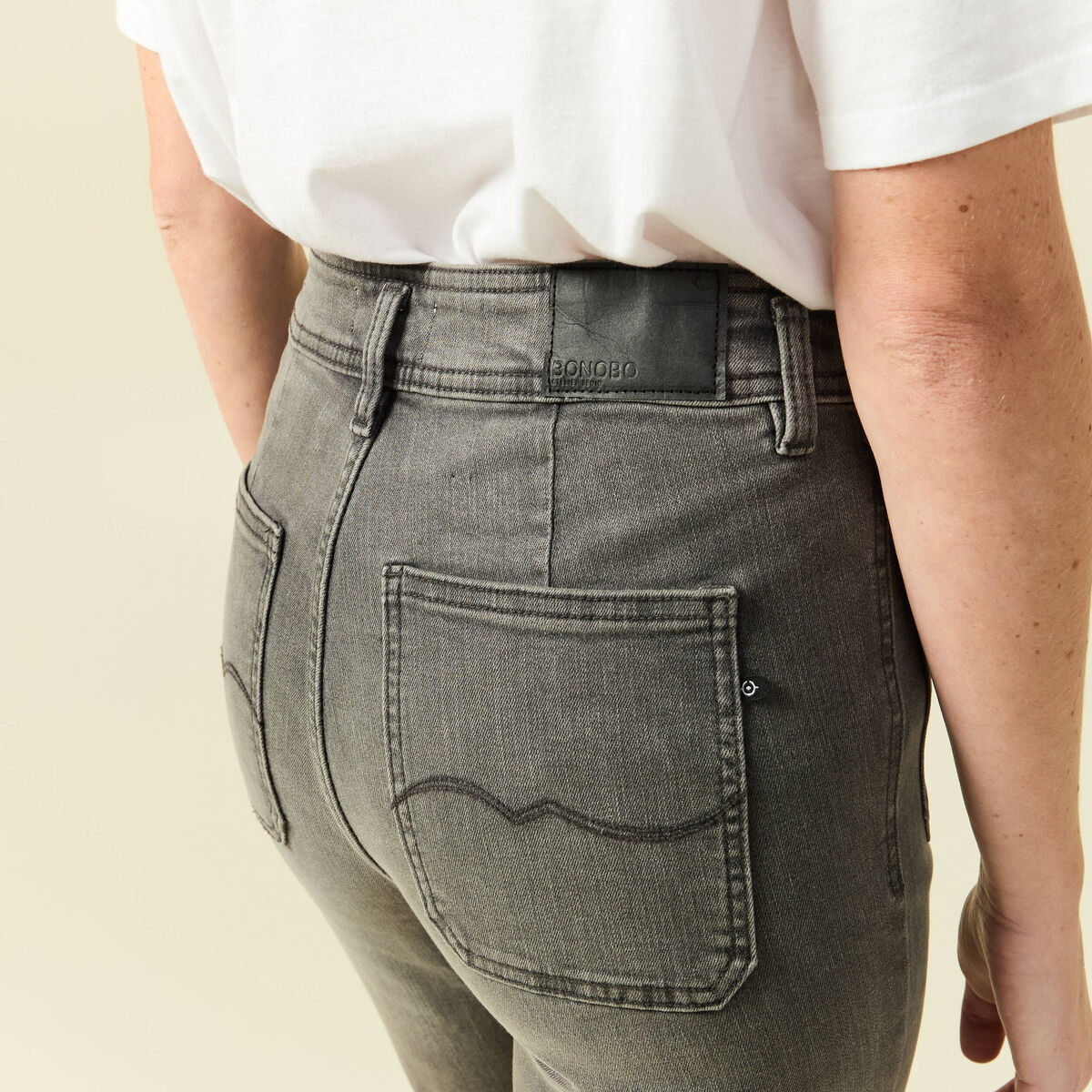 Jeans bootcut cropped taille haute denim gris femme