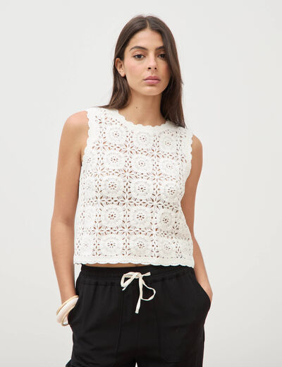 D&eacute;bardeur crochet col rond sans manches ecru femme
