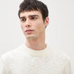 Pull col rond manches longues en coton ecru homme