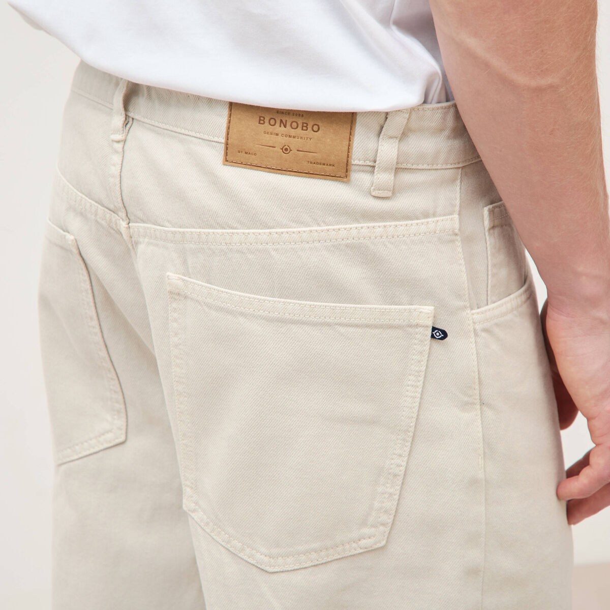 Jeans large longueur 32 en coton denim beige homme