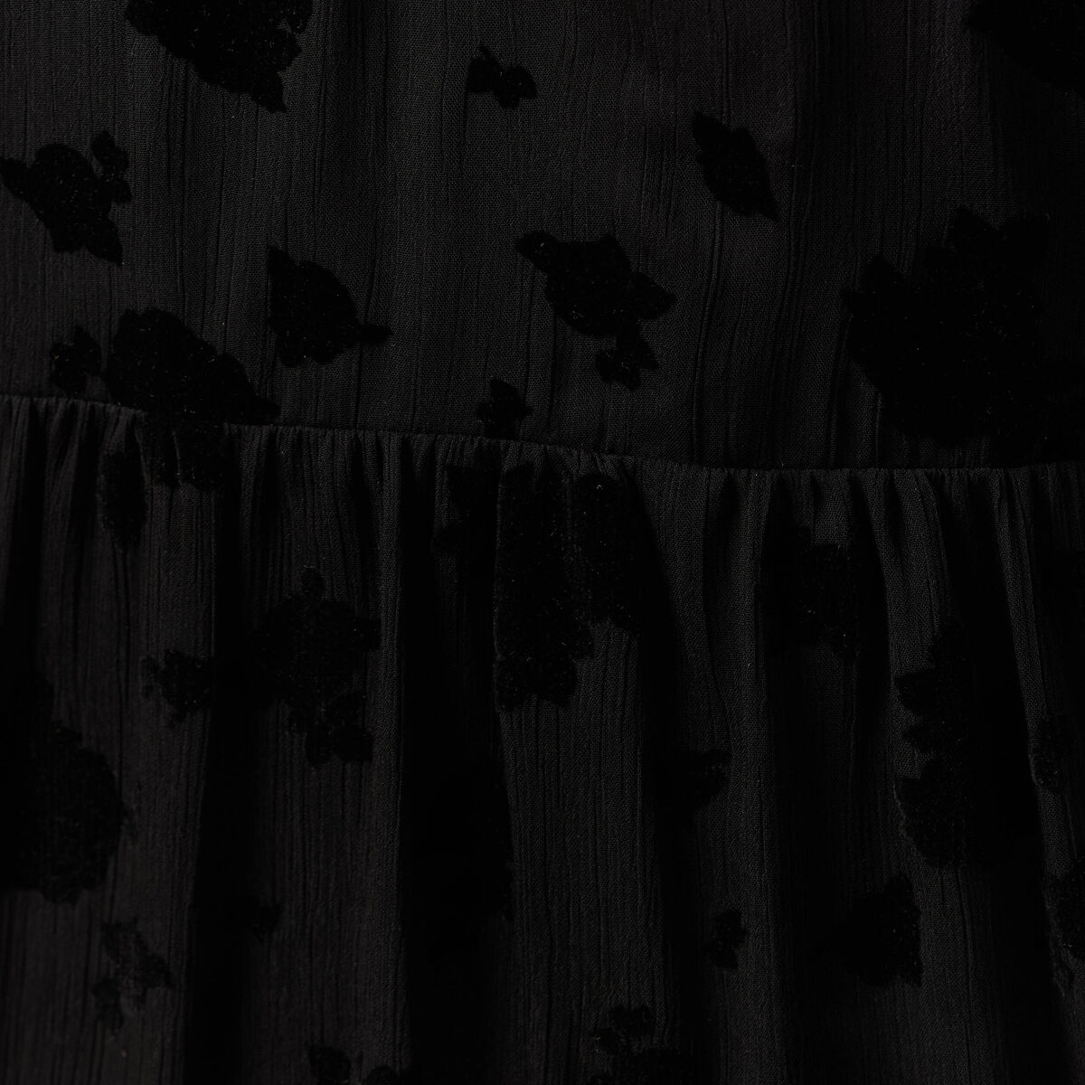 Robe manches longues en voile doubl&eacute;e noir femme