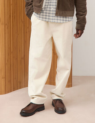 Pantalon large en velours ecru homme