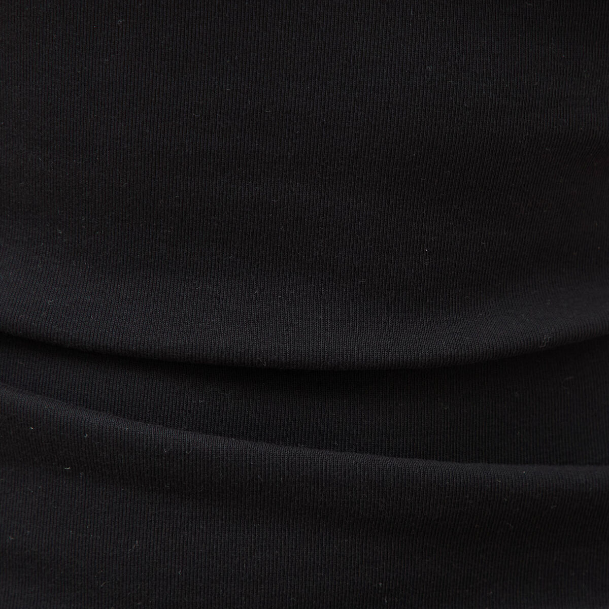 D&eacute;bardeur sans manches noir femme
