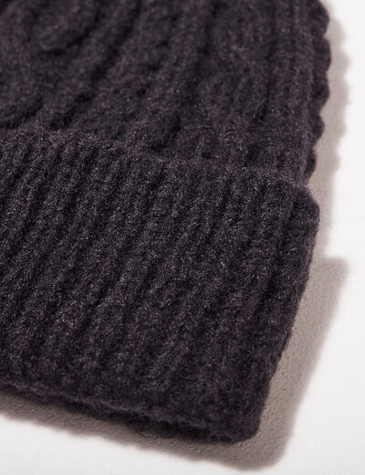 Bonnet tricoté à pompon noir femme
